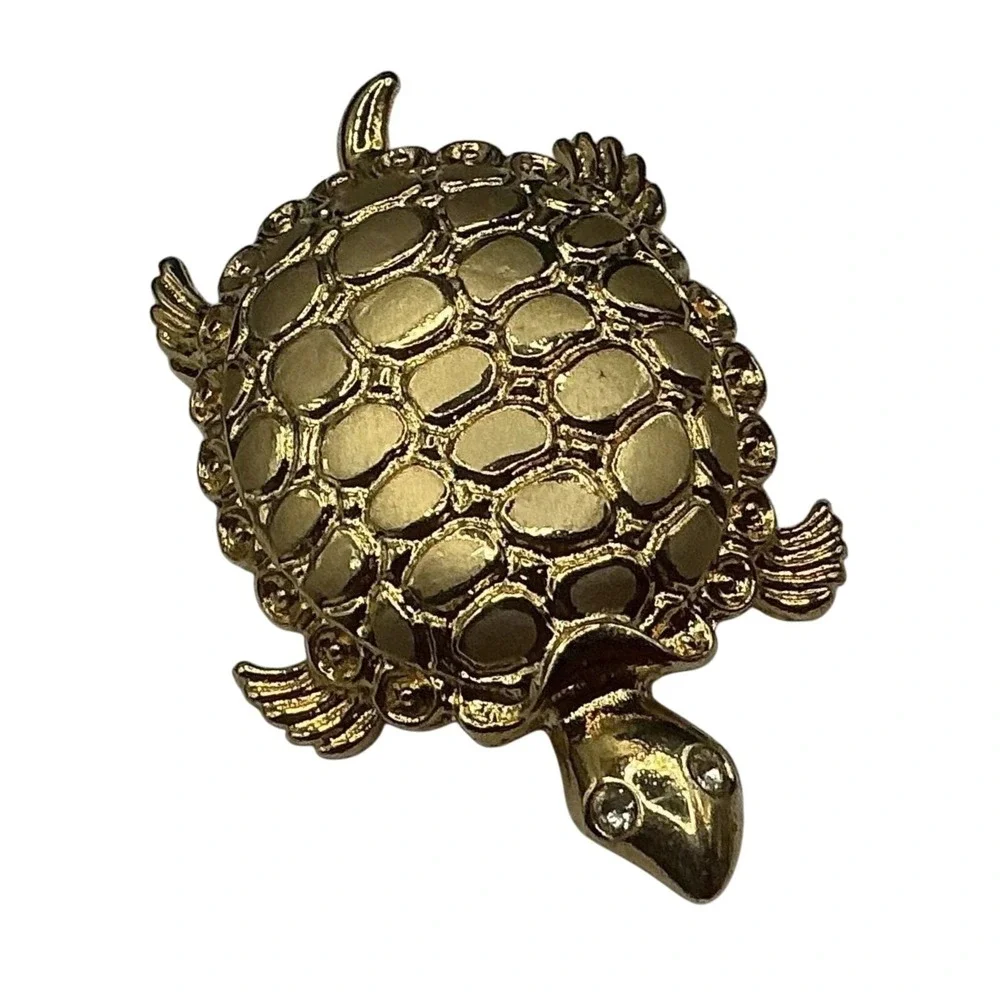 Signed Gold Tone Turtle Brooch ‎ Rhinestone Eyes Textured Shell figural pin
